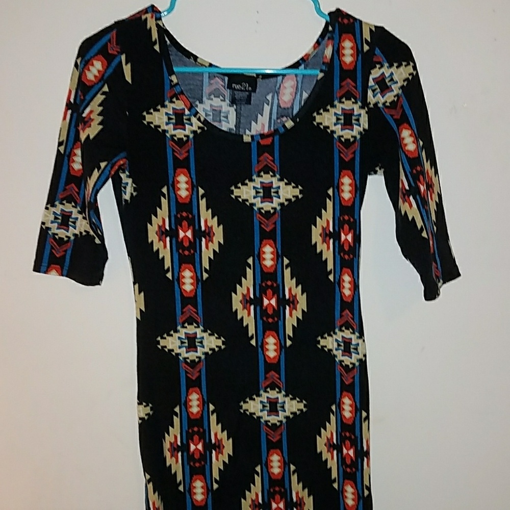 Quarter sleeve print dress